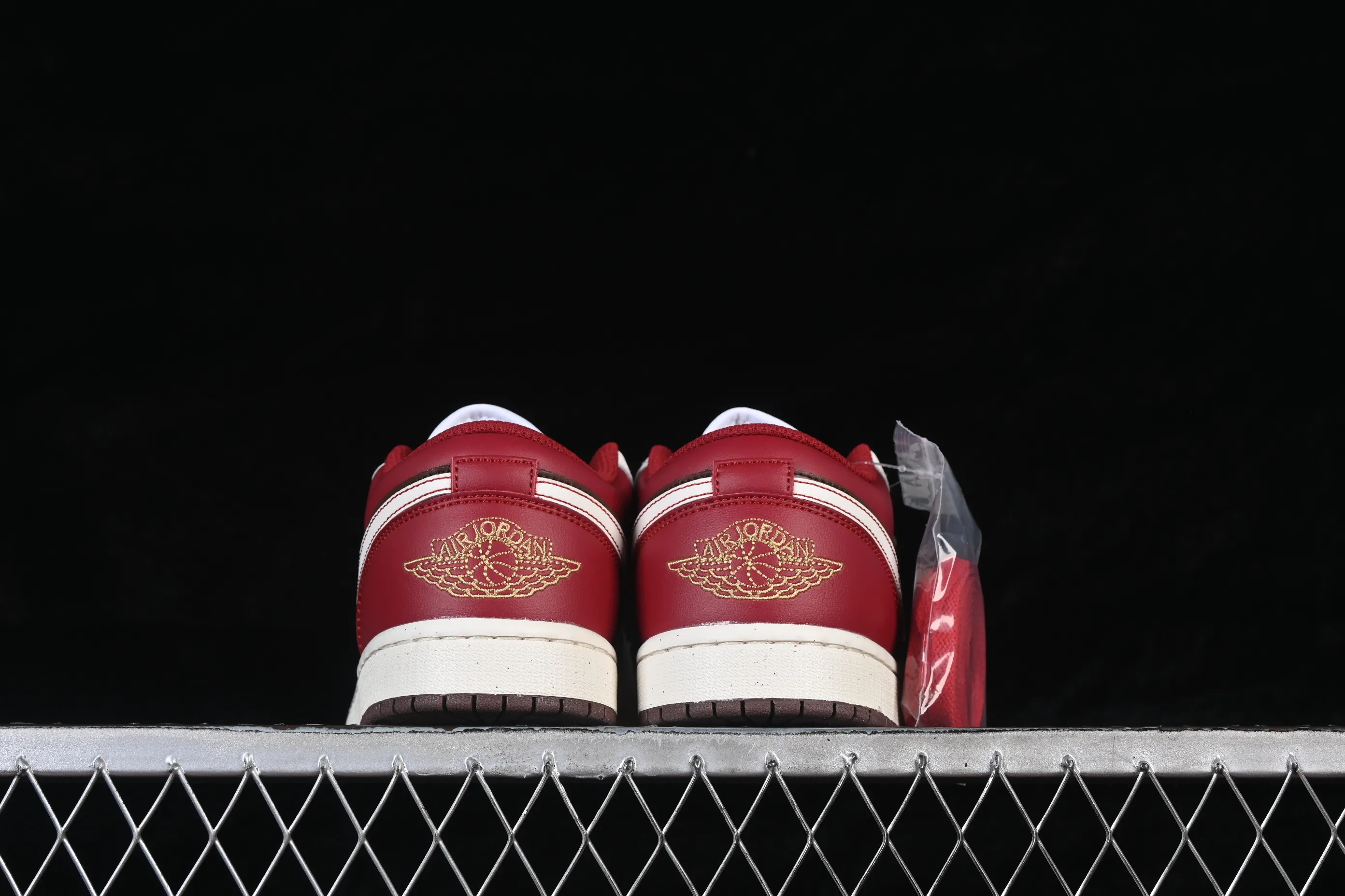 All categories Air Jordan Jordan series basketball shoes Air Jordan 1 Low Air Jordan 1 Low AJ1 Joe 1 Year of the Horse limited low-top cultural casual sneakers IR7600-211